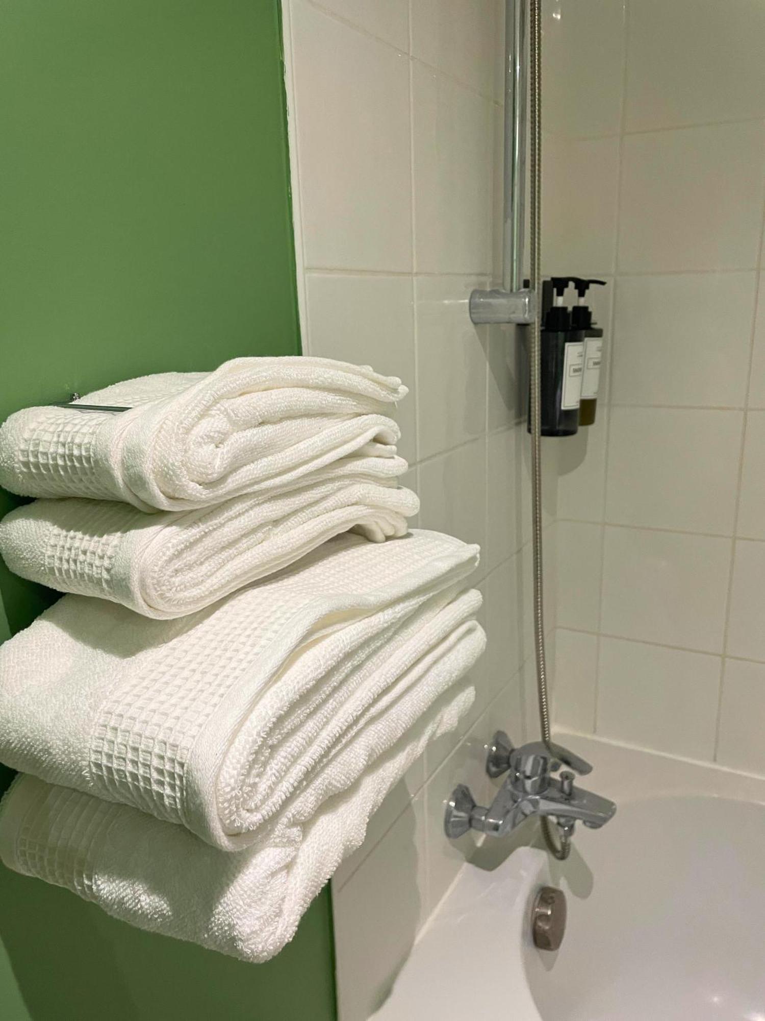 Boudoir - Clim-Wifi-Twin-Gare Lägenhet Lourdes Exteriör bild