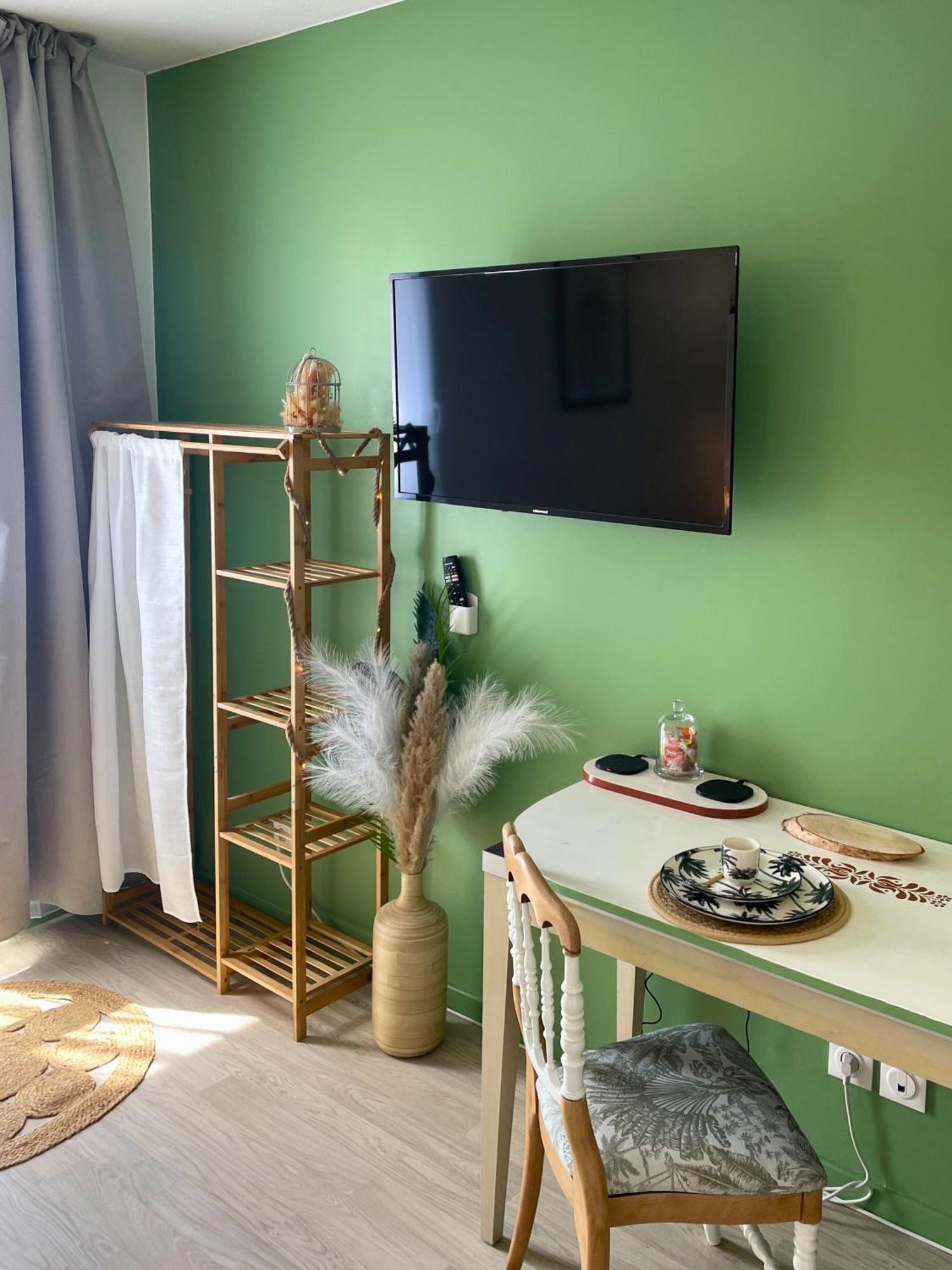 Boudoir - Clim-Wifi-Twin-Gare Lägenhet Lourdes Exteriör bild
