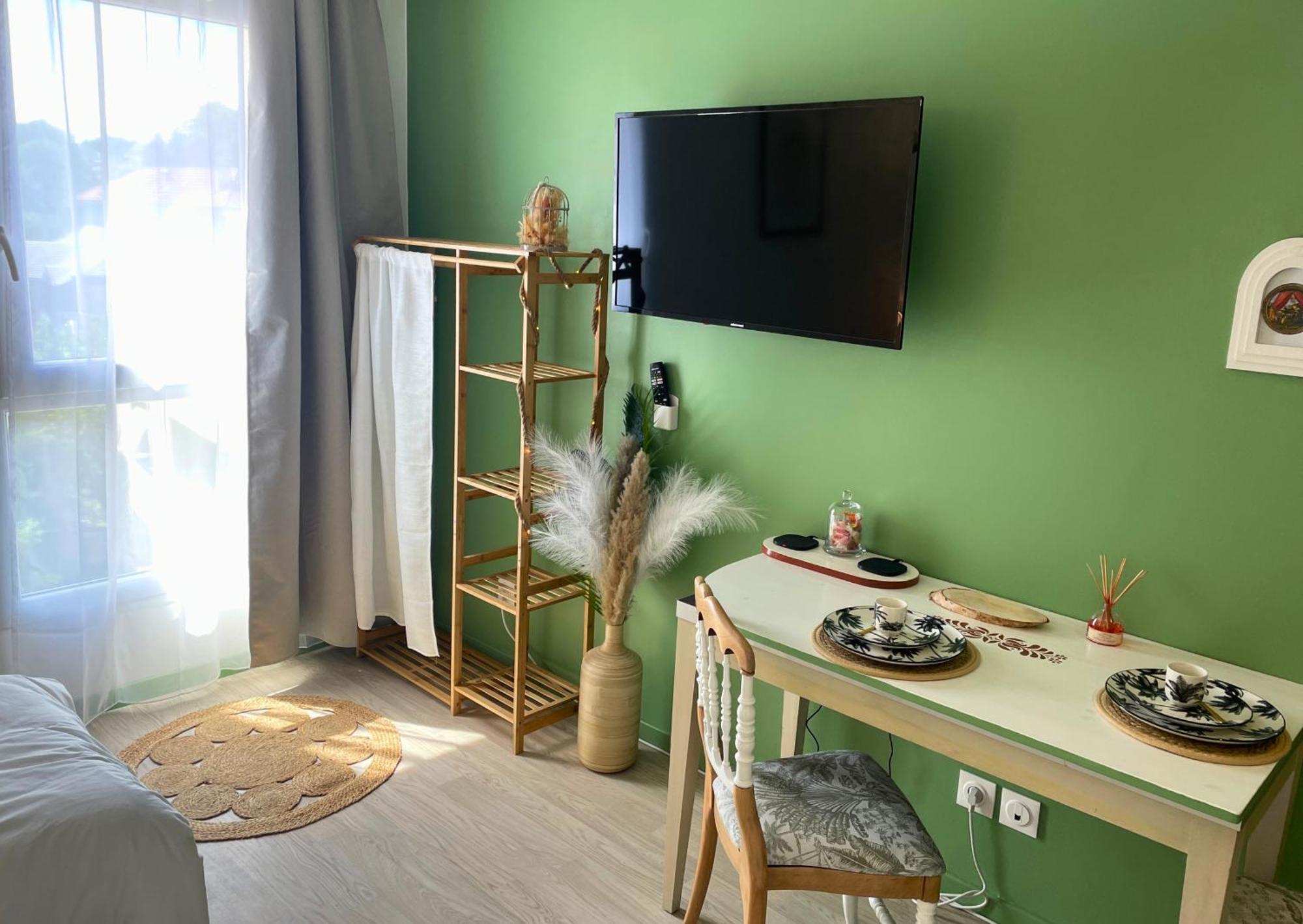 Boudoir - Clim-Wifi-Twin-Gare Lägenhet Lourdes Exteriör bild